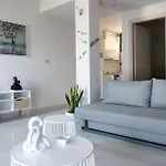 Chariklia * Asmínion