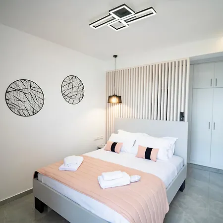 Apartman Chariklia Azmíni